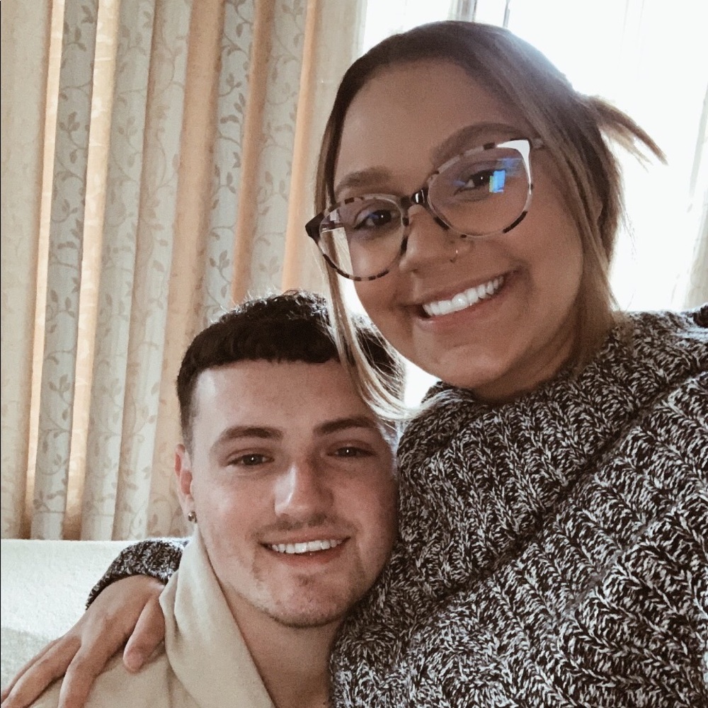 Meet your Posher, Alisha